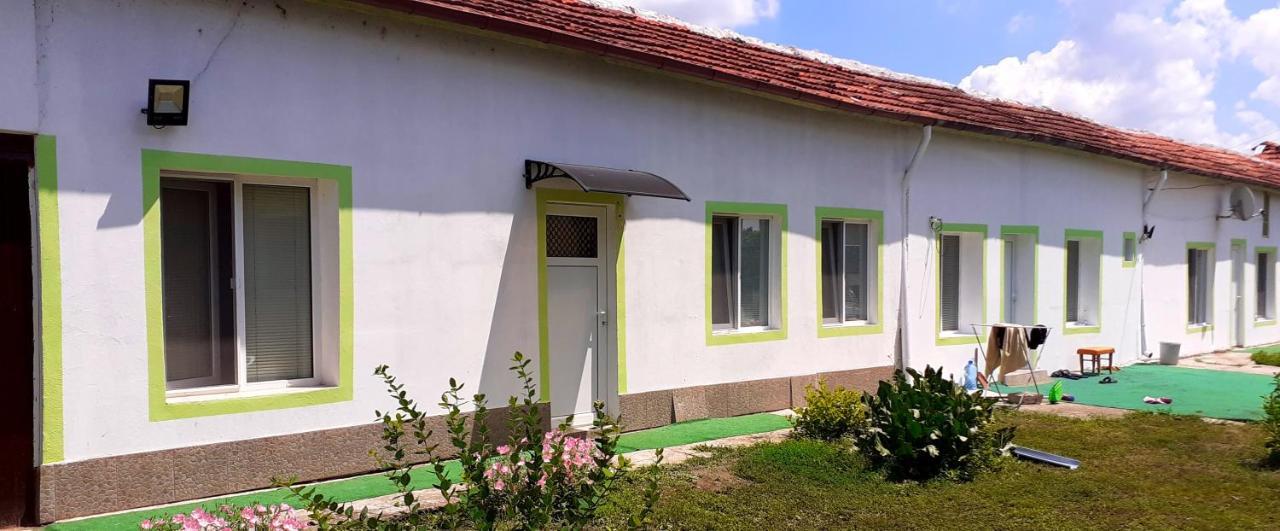 Guest Rooms Simona 2 Opanets Екстериор снимка